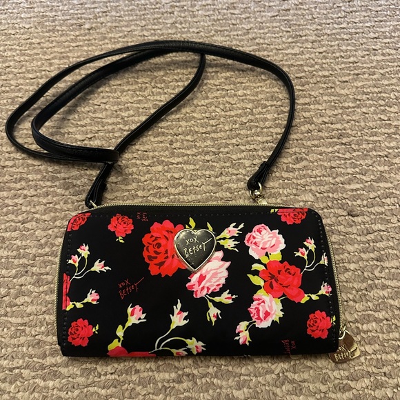 Betsey Johnson Handbags - Betsey Johnson Black Floral Crossbody Wallet with Heart Charm